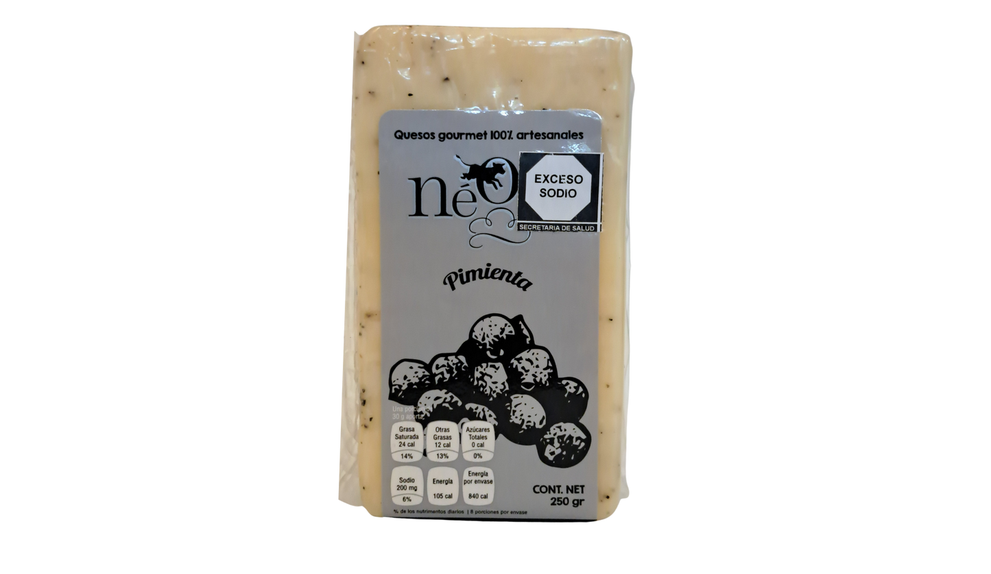 Queso botanero con pimienta